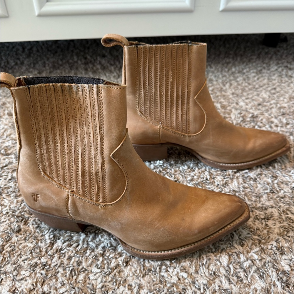 Frye Tan Leather Chelsea Boots